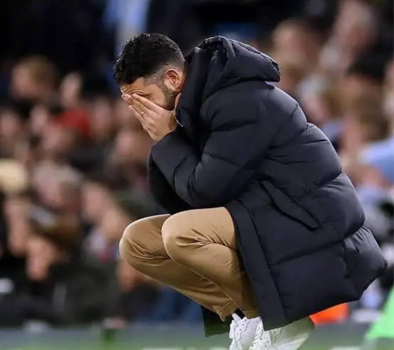 曼联队惨败！主帅赛后直言球队需彻底反思，选择当前.